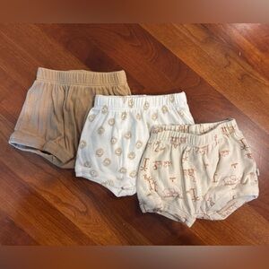 GAP Baby set of 3 cotton shorts